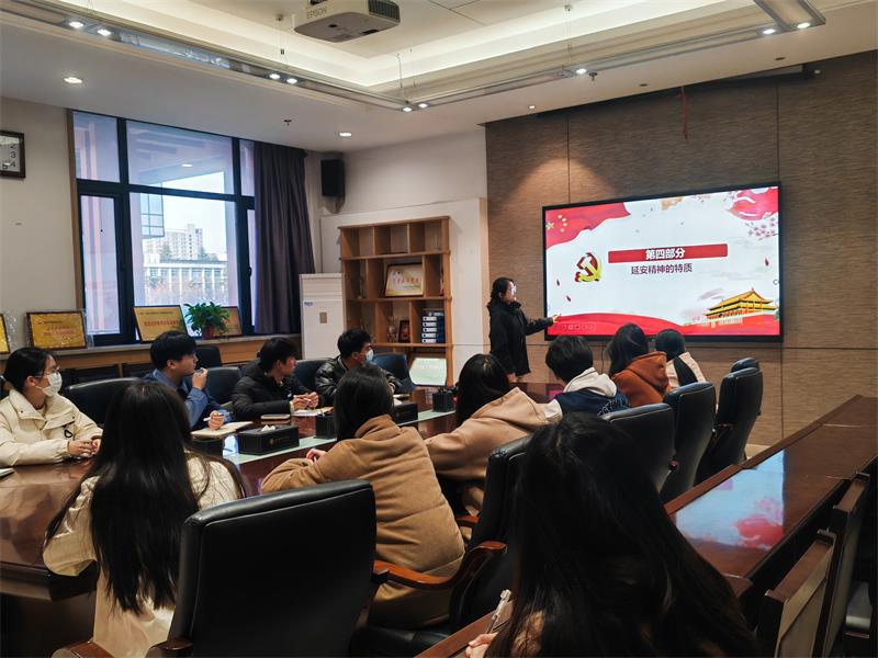 800理論學(xué)習(xí)照片 (2).jpg